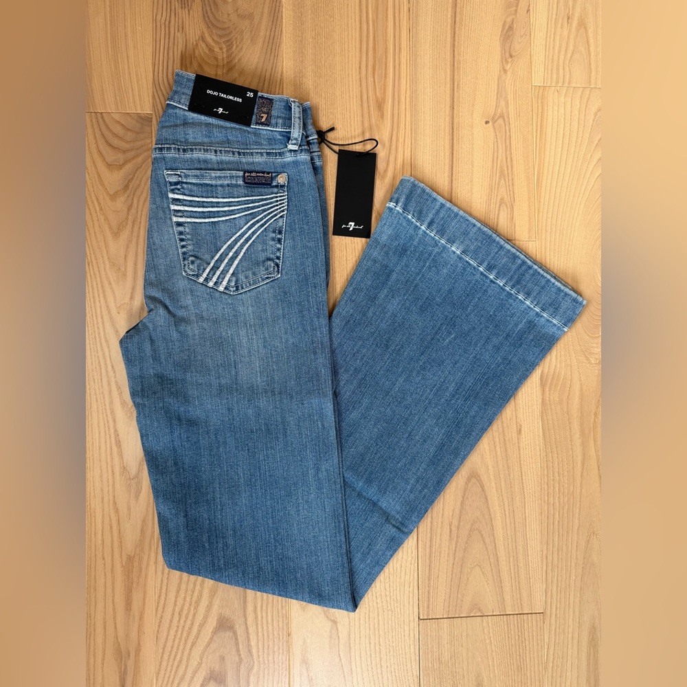 7 For All Mankind Tailorless Dojo Jeans Women's Trousers NWT 7FAMK NWT Size 25